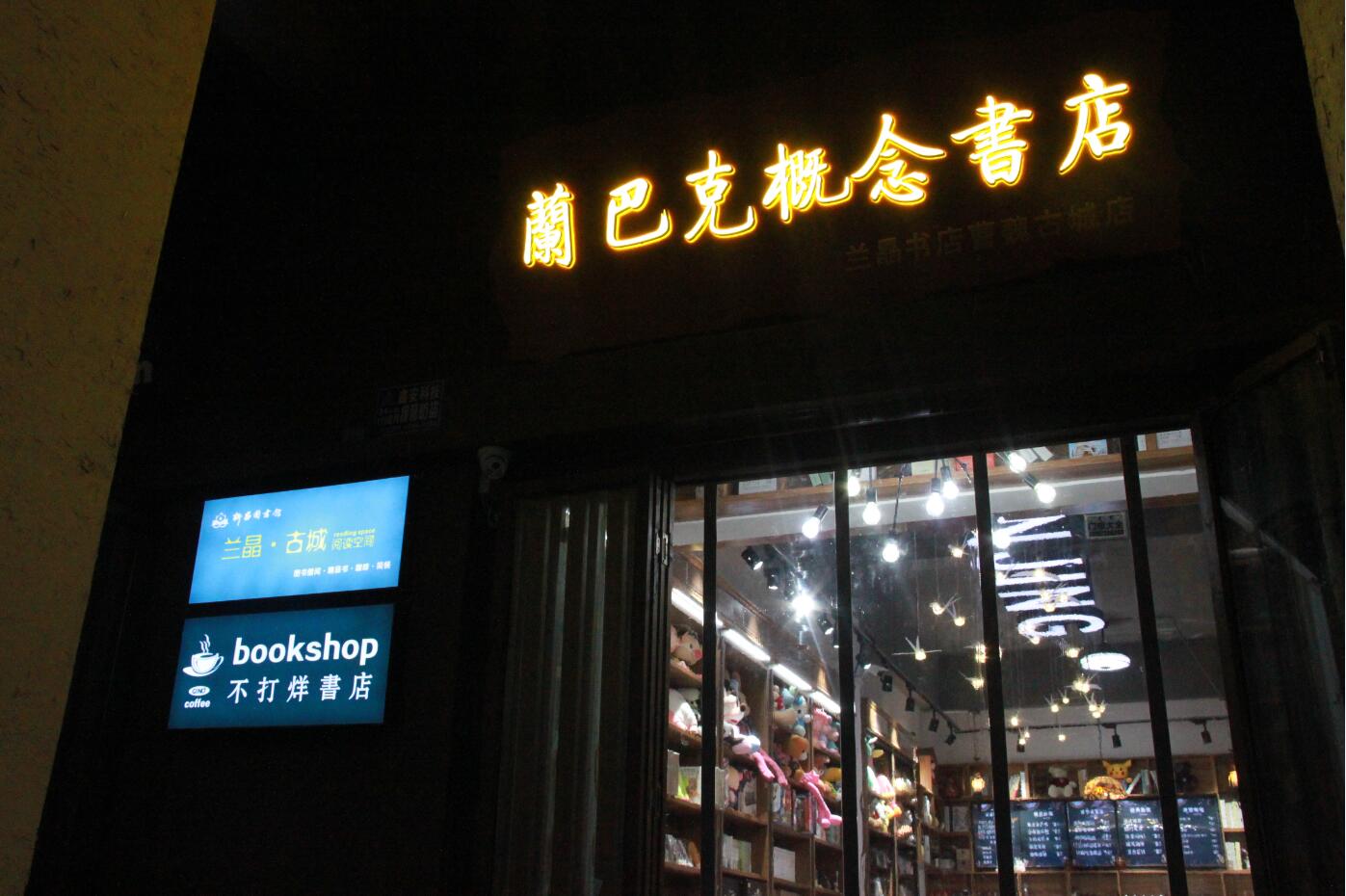 1.jpg